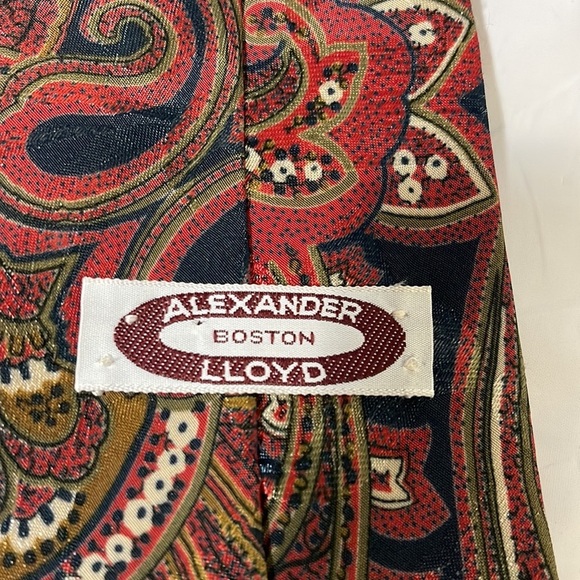 Alexander Lloyd men’s paisley tie in red, blue and gold… 3.5 “ L by 62 like new - Picture 3 of 6